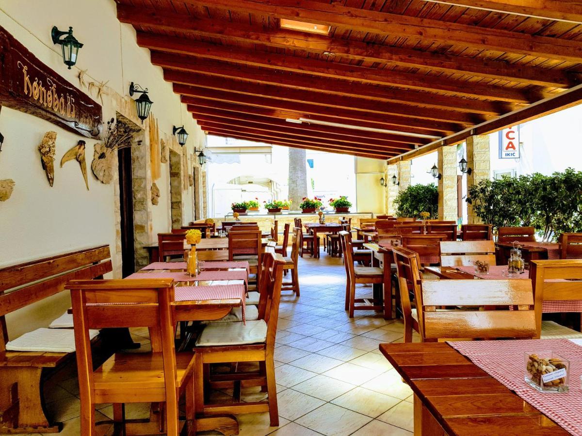 نوفاليا Villa Palcic المظهر الخارجي الصورة