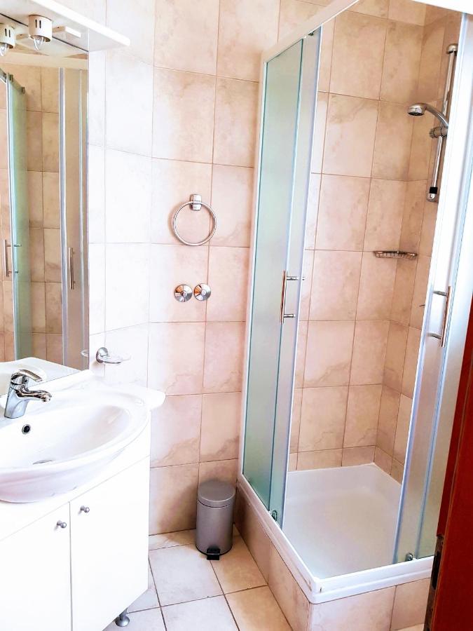 نوفاليا Villa Palcic المظهر الخارجي الصورة