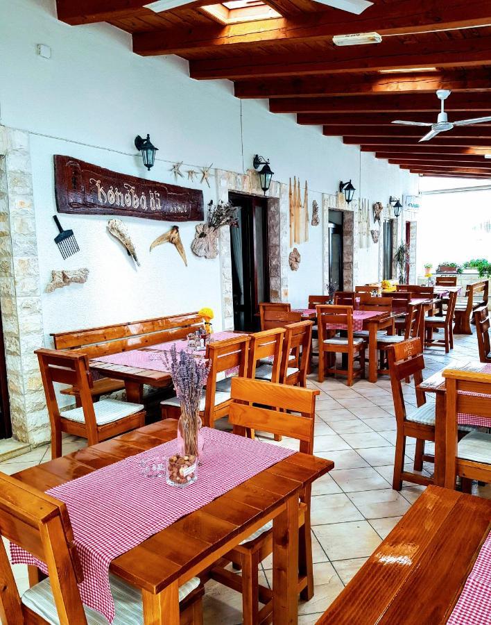 نوفاليا Villa Palcic المظهر الخارجي الصورة